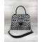 Женская сумка черно-белого цвета леопардовой расцветки Женская сумка черно-белого цвета леопардовой расцветки